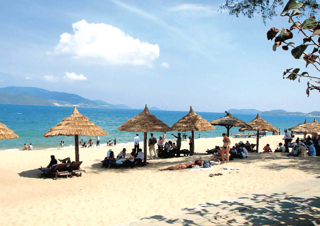 Vé máy bay Buôn Mê Thuột đi Đà Nẵng giá rẻ