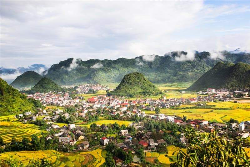 Vé máy bay Hà Lan về Việt Nam giá rẻ 