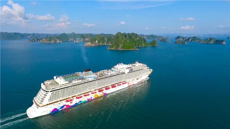 Trải nghiệm du thuyền Hạ Long 2 ngày 1 đêm