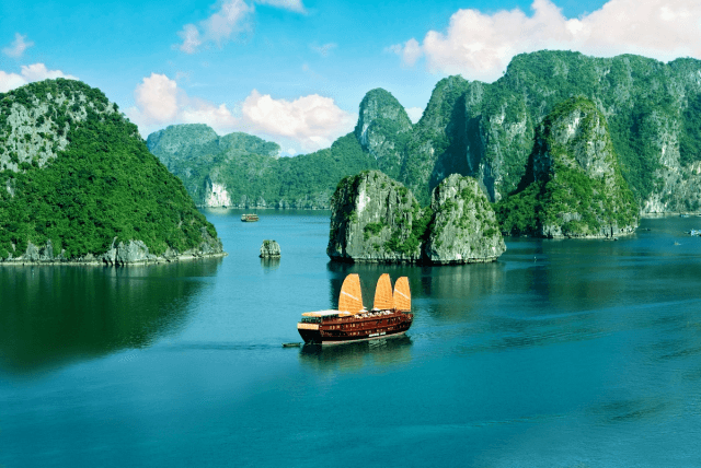 Vé máy bay Thái Lan về Việt Nam giá rẻ
