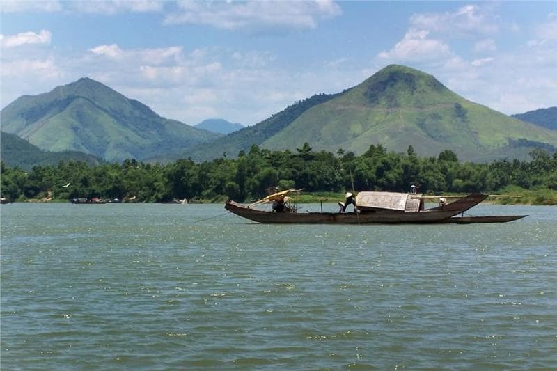 Vé máy bay Sài Gòn đi Huế giá rẻ
