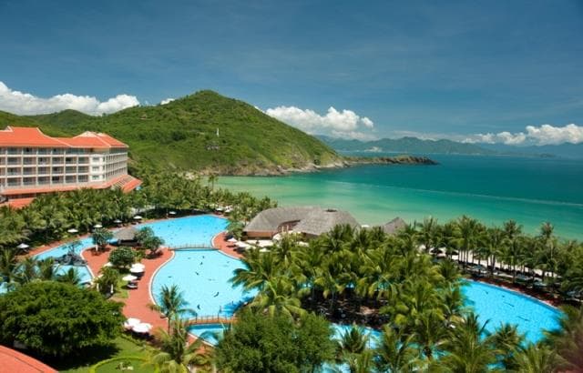 Các resort ở Nha Trang níu chân du khách