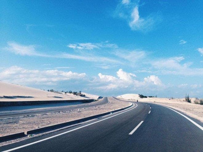 Trải nghiệm cung đường biển đẹp nhất Việt Nam từ Phan Thiết đến Mũi Dinh - Ninh Thuận