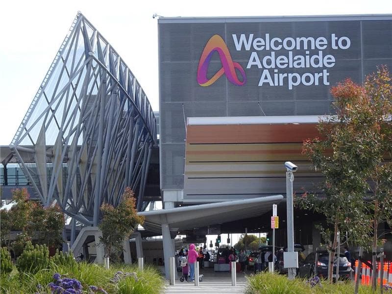 Sân bay quốc tế Adelaide 