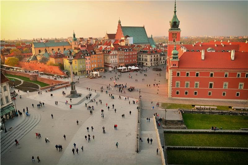 Vé máy bay đi Warsaw