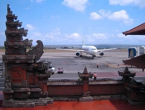 Sân bay quốc tế Denpasar Bali 