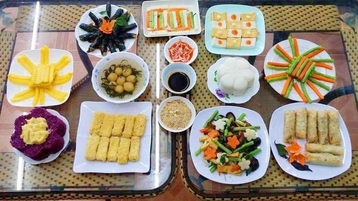 Khám phá ẩm thực Huế ngon - bổ - rẻ